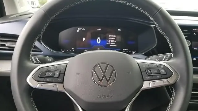 2024 Volkswagen Taos SE 4Motion