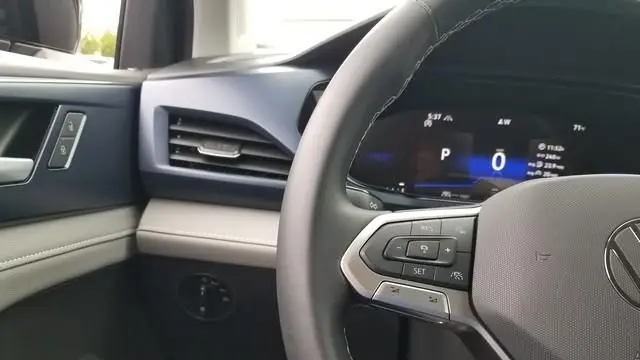 2024 Volkswagen Taos SE 4Motion
