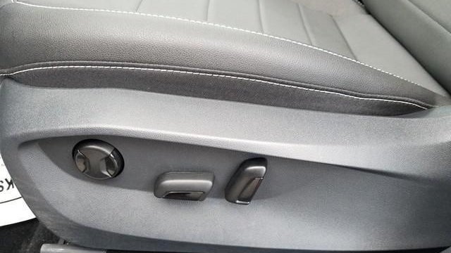 2024 Volkswagen Taos SE 4Motion