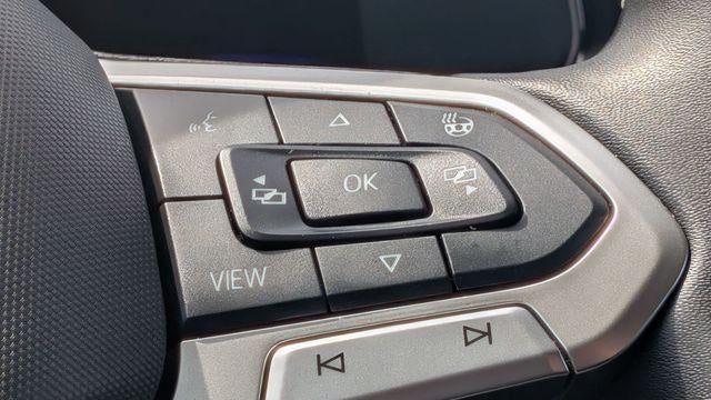 2024 Volkswagen Taos SE 4Motion