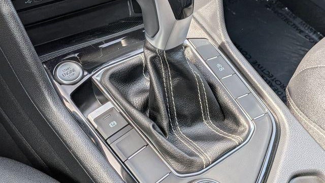 2024 Volkswagen Taos SE 4Motion