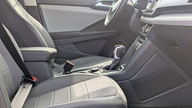 2024 Volkswagen Taos SE 4Motion
