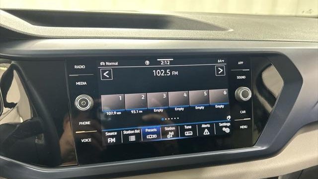 2023 Volkswagen Taos SE 4Motion