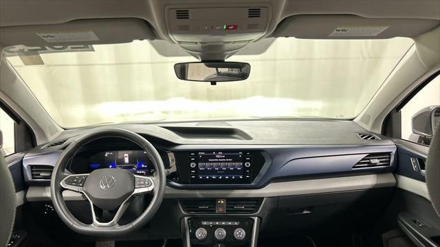 2023 Volkswagen Taos SE 4Motion
