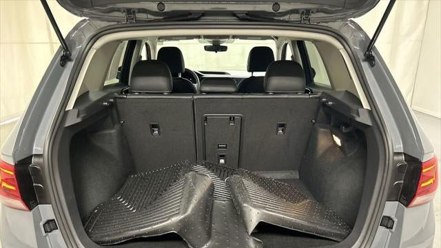 2023 Volkswagen Taos SE 4Motion