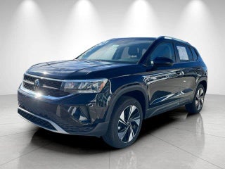 2024 Volkswagen Taos with Deep Black Exterior