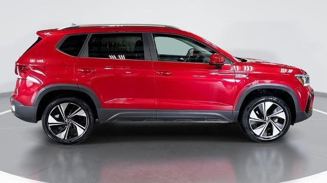 2023 Volkswagen Taos SE 4Motion