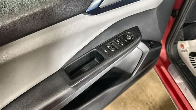 2023 Volkswagen Taos SE 4Motion
