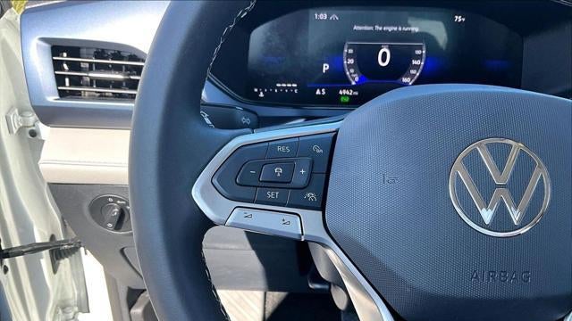 2024 Volkswagen Taos SE 4Motion