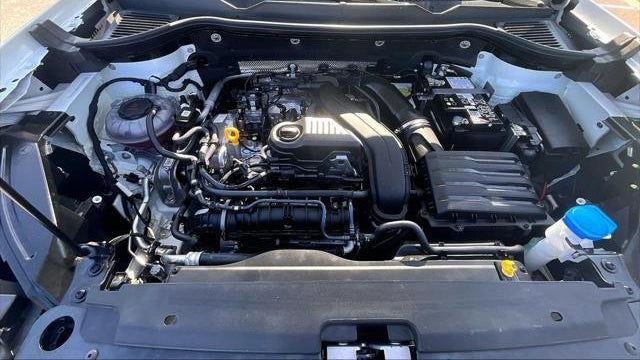 2024 Volkswagen Taos SE 4Motion