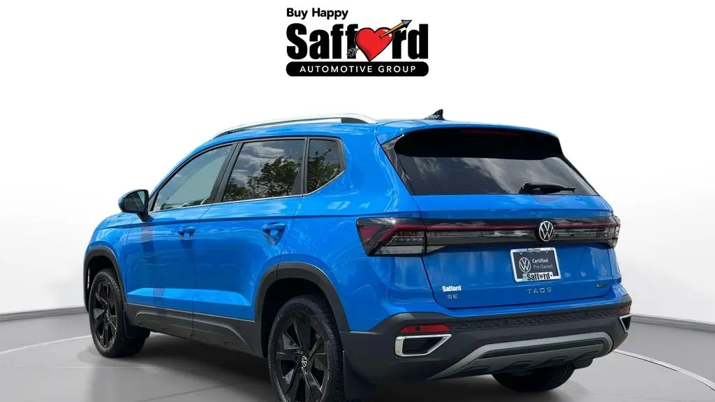 2025 Volkswagen Taos SE 4Motion