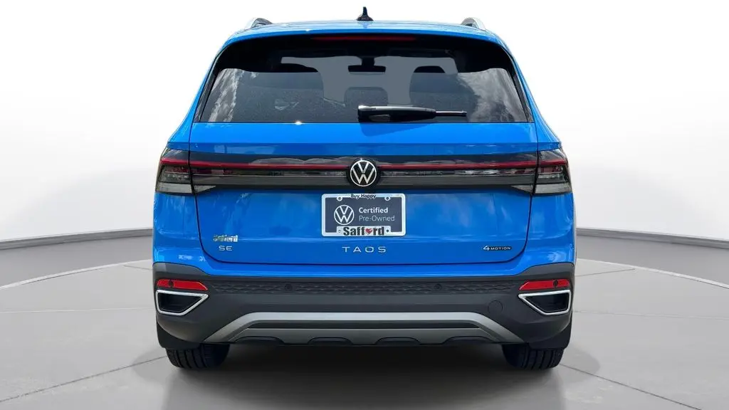 2025 Volkswagen Taos SE 4Motion