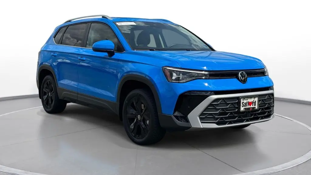 2025 Volkswagen Taos SE 4Motion