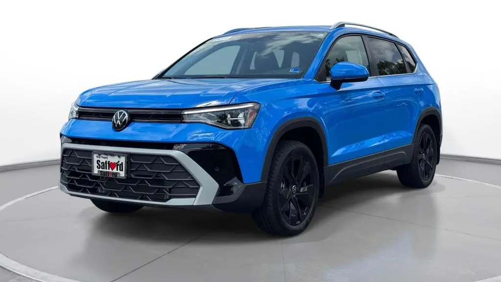 Preowned 2025 Volkswagen Taos SE 4Motion for Sale
