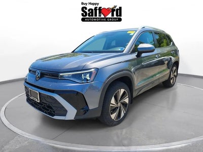 Photo of a 2025 Volkswagen Taos AWD SE 4motion 4DR SUV for sale