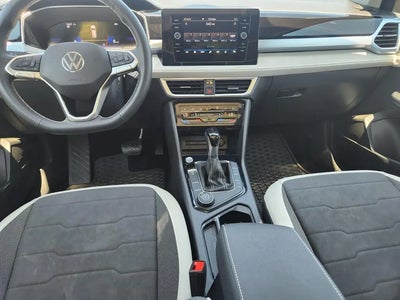 2025 Volkswagen Taos AWD SE 4motion 4DR SUV
