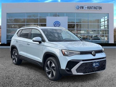 Photo of a 2025 Volkswagen Taos AWD SE 4motion 4DR SUV for sale