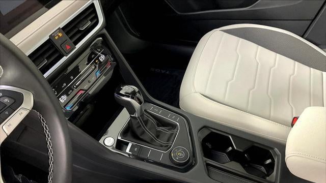 2025 Volkswagen Taos SE 4Motion