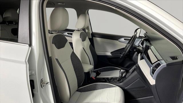 2025 Volkswagen Taos SE 4Motion