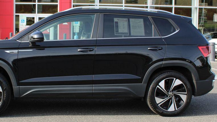 2024 Volkswagen Taos SE 4Motion