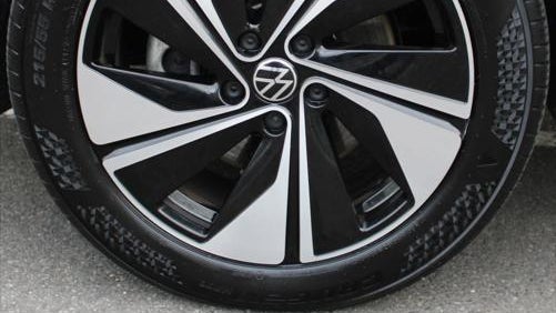 2024 Volkswagen Taos SE 4Motion