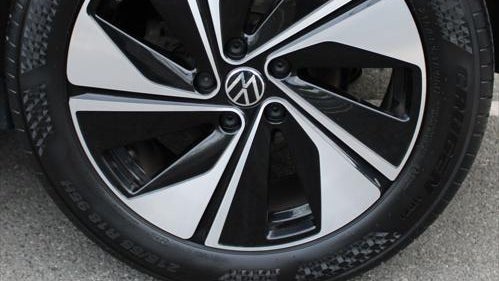 2024 Volkswagen Taos SE 4Motion