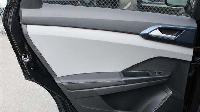 2024 Volkswagen Taos SE 4Motion