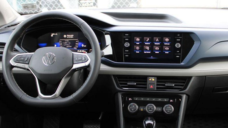 2024 Volkswagen Taos SE 4Motion