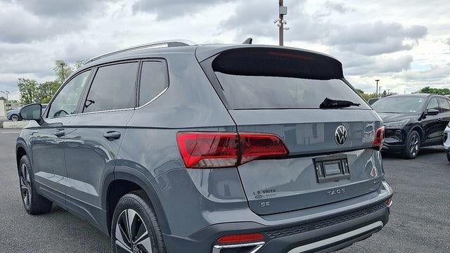 2024 Volkswagen Taos SE 4Motion