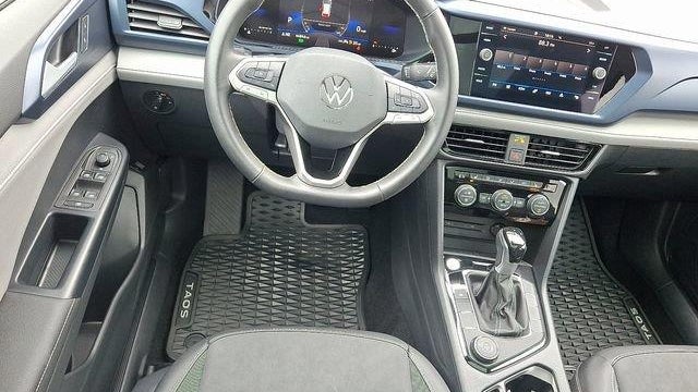 2024 Volkswagen Taos SE 4Motion