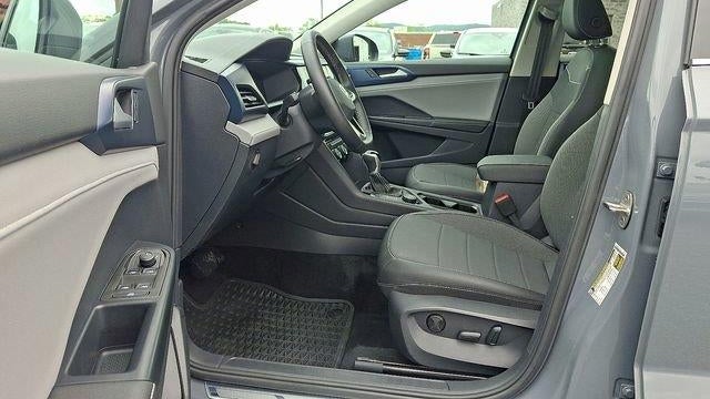 2024 Volkswagen Taos SE 4Motion
