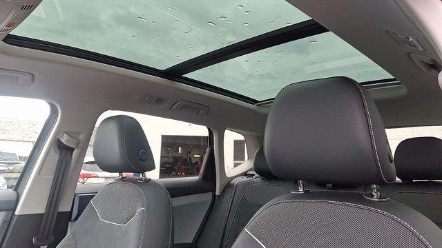 2024 Volkswagen Taos SE 4Motion