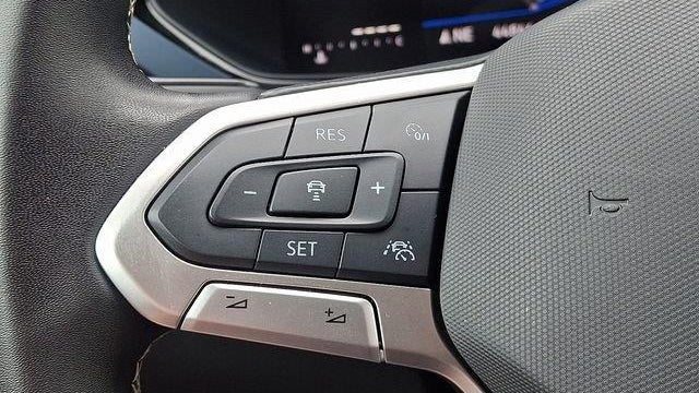 2024 Volkswagen Taos SE 4Motion