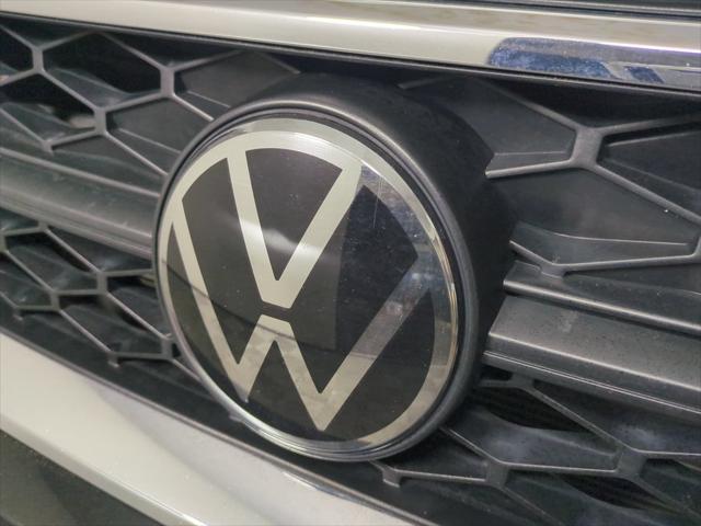2024 Volkswagen Taos - $19,465