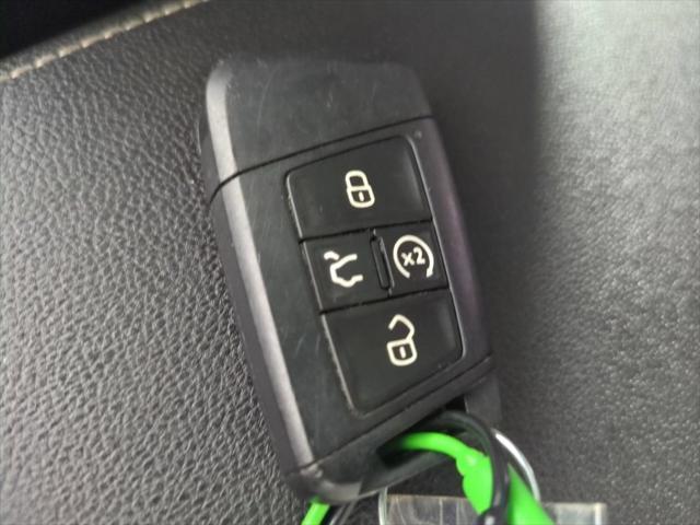 2024 Volkswagen Taos - $19,465