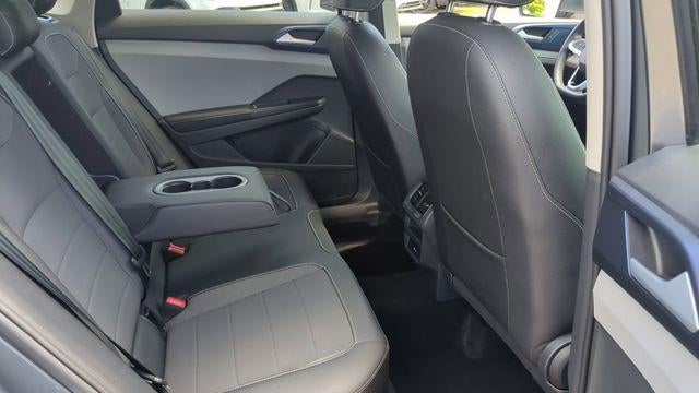 2024 Volkswagen Taos SE 4Motion