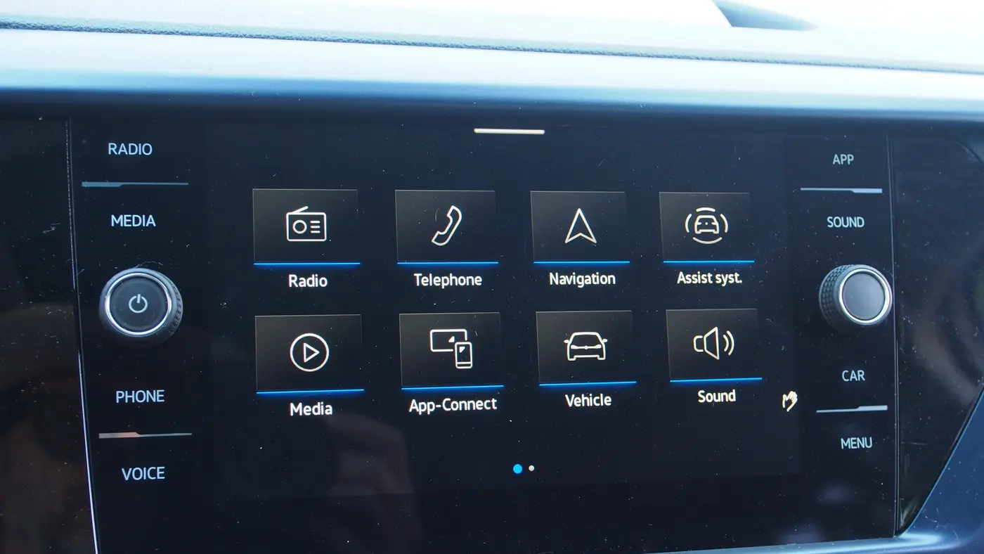 2023 Volkswagen Taos SE 4Motion