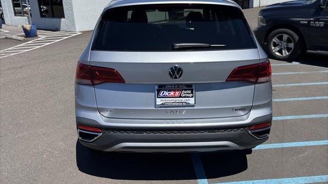 2024 Volkswagen Taos SE 4Motion
