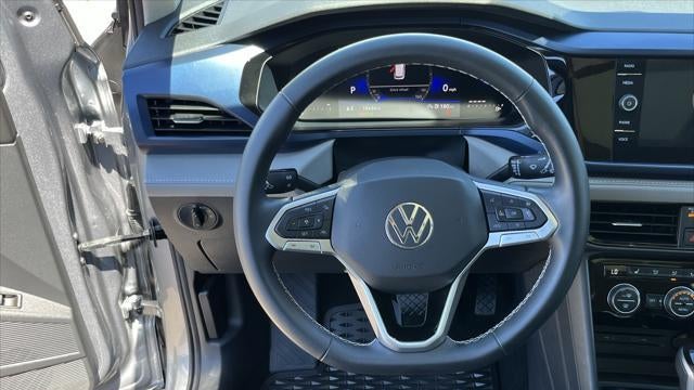 2024 Volkswagen Taos SE 4Motion