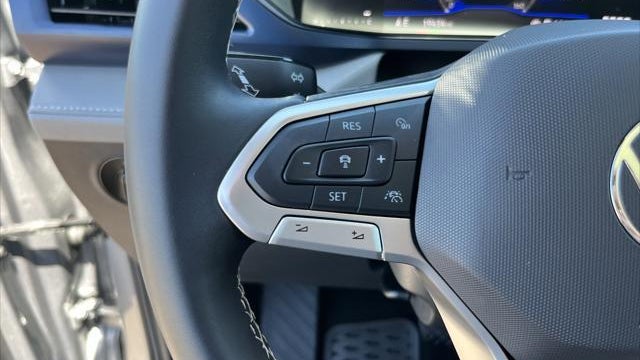 2024 Volkswagen Taos SE 4Motion