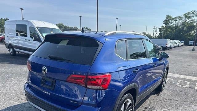 2024 Volkswagen Taos SE 4Motion