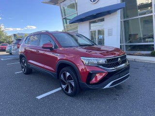2024 Volkswagen Taos with Kings Red Exterior