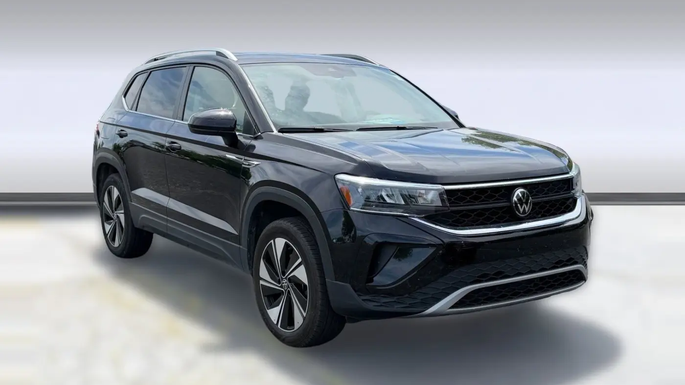 2024 Volkswagen Taos SE 4Motion