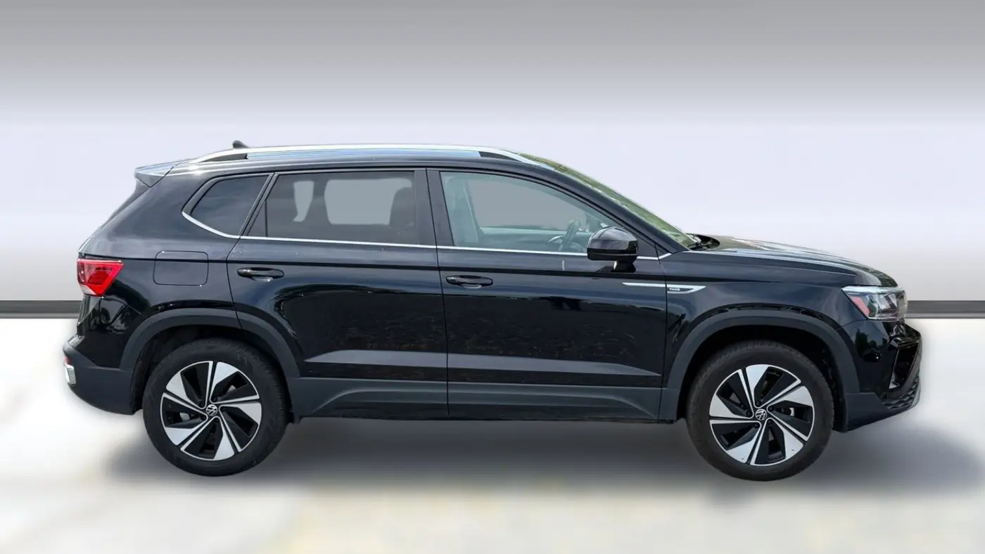 2024 Volkswagen Taos SE 4Motion