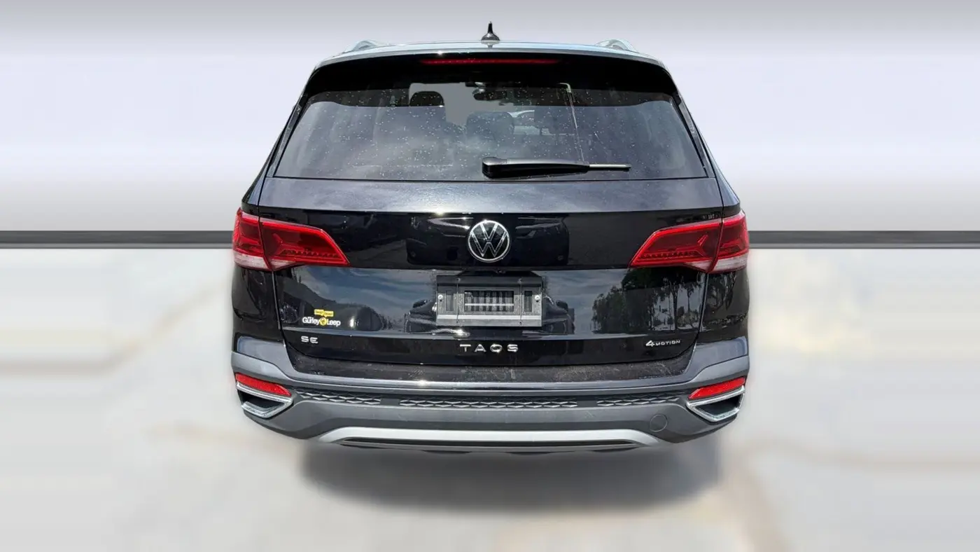 2024 Volkswagen Taos SE 4Motion