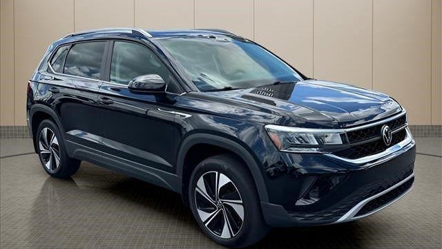 2024 Volkswagen Taos SE 4Motion