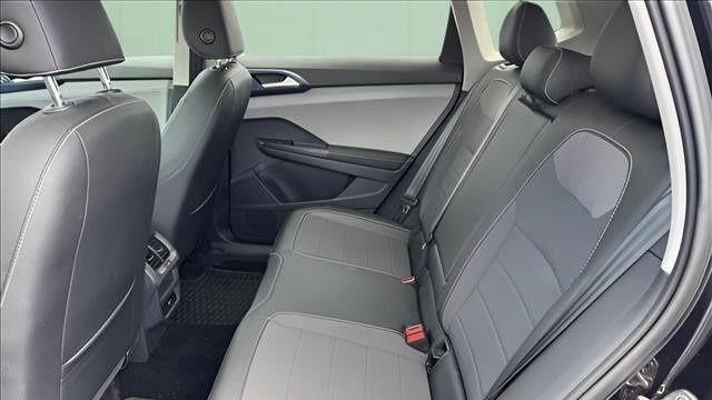 2024 Volkswagen Taos SE 4Motion