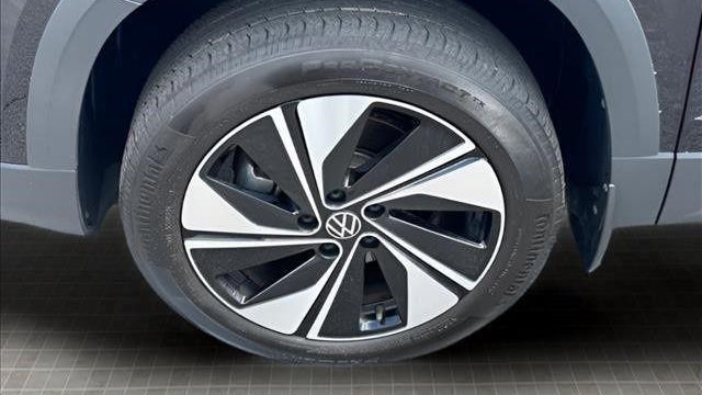 2024 Volkswagen Taos SE 4Motion