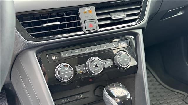 2024 Volkswagen Taos SE 4Motion