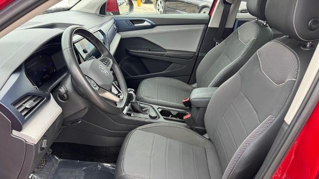 2024 Volkswagen Taos SE 4Motion